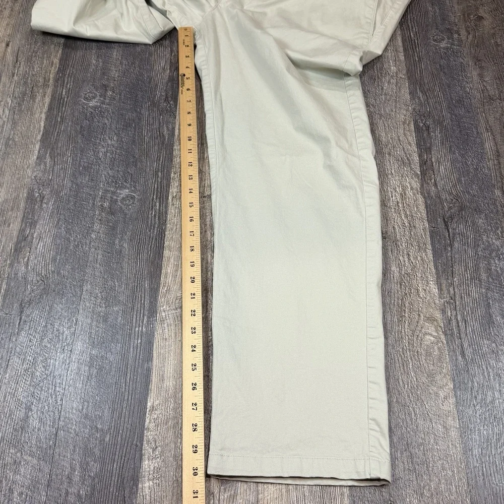 Lee X-Treme Comfort Men Khaki Chino Pants 42x32* Beige Stretch Casual Flat Front